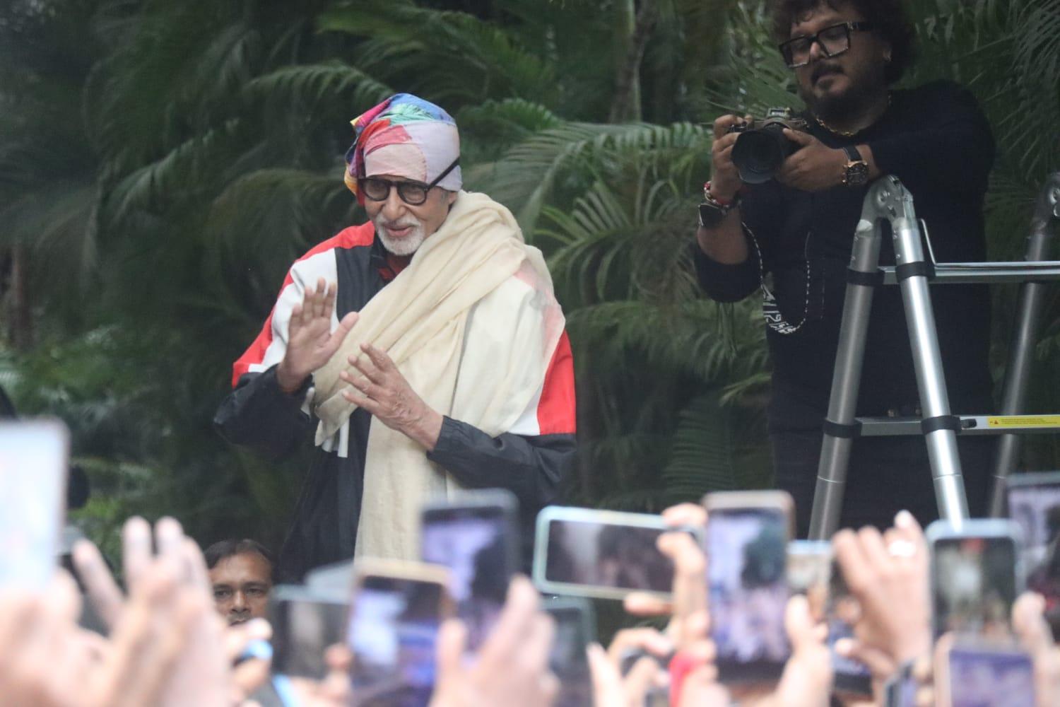 The living legend, Amitabh Bachchan, left his fans elated as he greeted them with warmth outside his residence. 